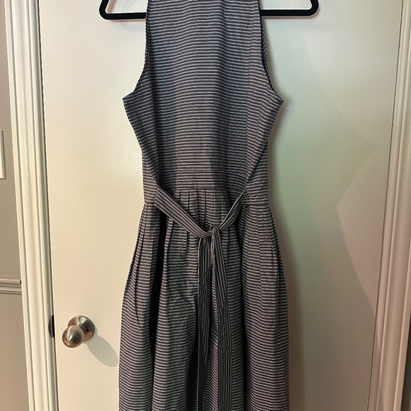 MICHAEL Michael Kors Belted Button Up Pleated Shirt Dress - Picture 3 of 4